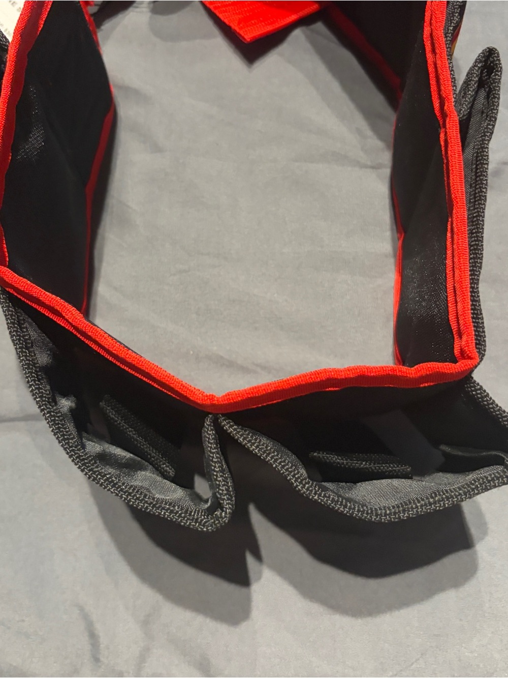 New FMF Racing Power Beer Belt 6 Can Holder Adjustable Black Red SU24194900 BLK - Picture 5 of 6
